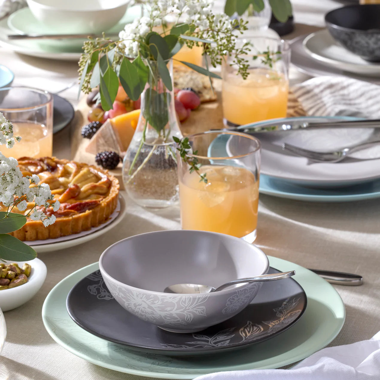 SOFTDEALZ | Roseto 12-Piece Dinnerware Set, Pumice