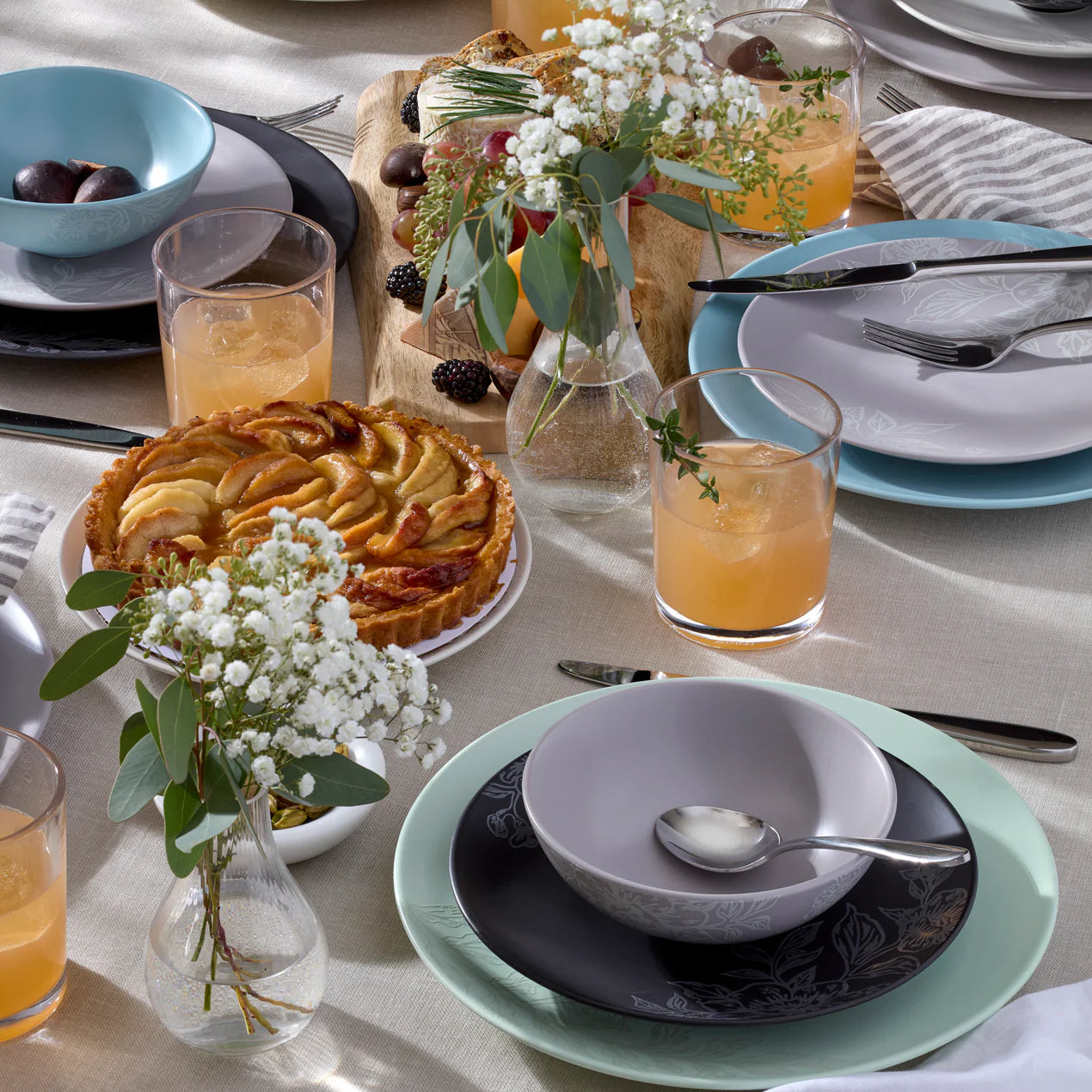 SOFTDEALZ | Roseto 12-Piece Dinnerware Set, Charcoal
