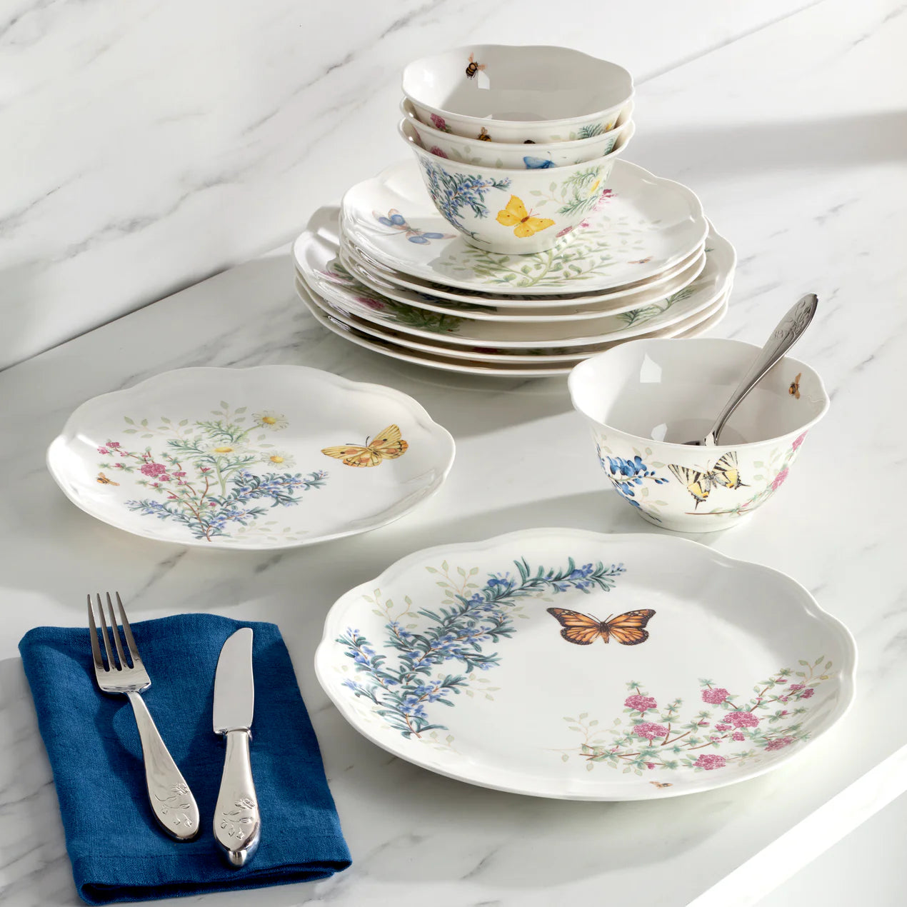 SOFTDEALZ | Butterfly Meadow Herbs 12-Piece Dinnerware Set